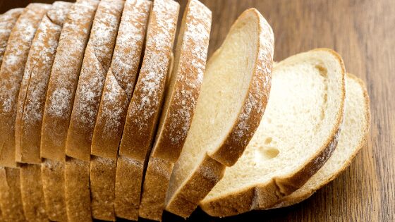 How To Slice Sourdough Bread Perfectly - The Pantry Mama