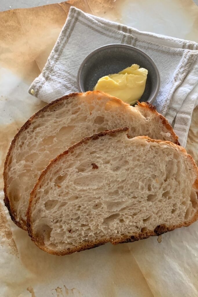 How-to: Make Dutch Oven Sourdough Bread :: TIG