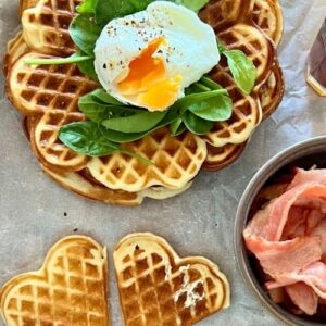 OVERNIGHT SOURDOUGH WAFFLES