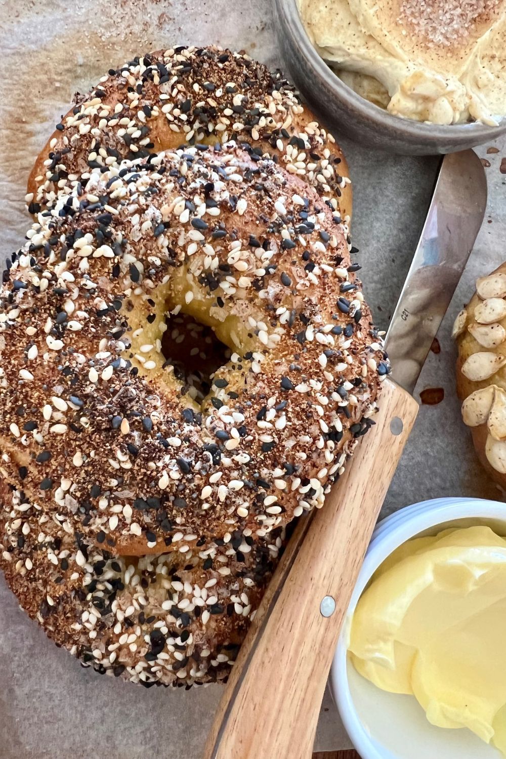 DIY Everything Bagel Seasoning - Lexi's Clean Kitchen