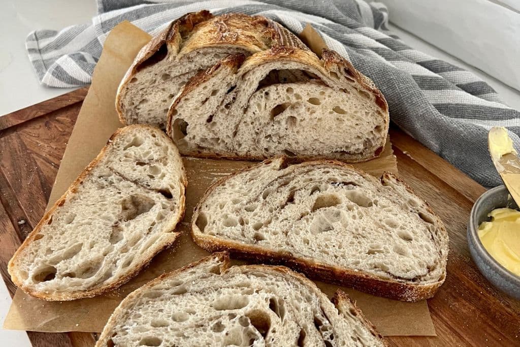 How To Slice Sourdough Bread Perfectly - The Pantry Mama