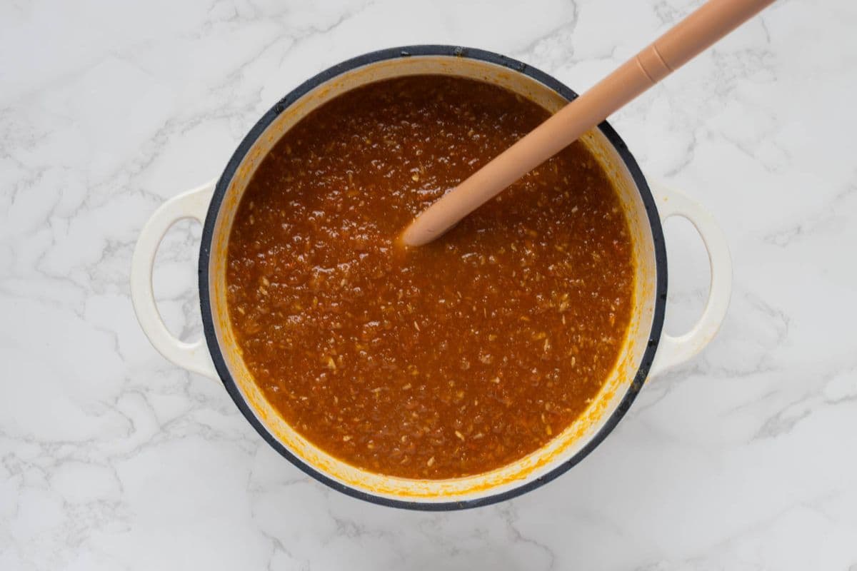 A pot of carrot cake jam freshly made.